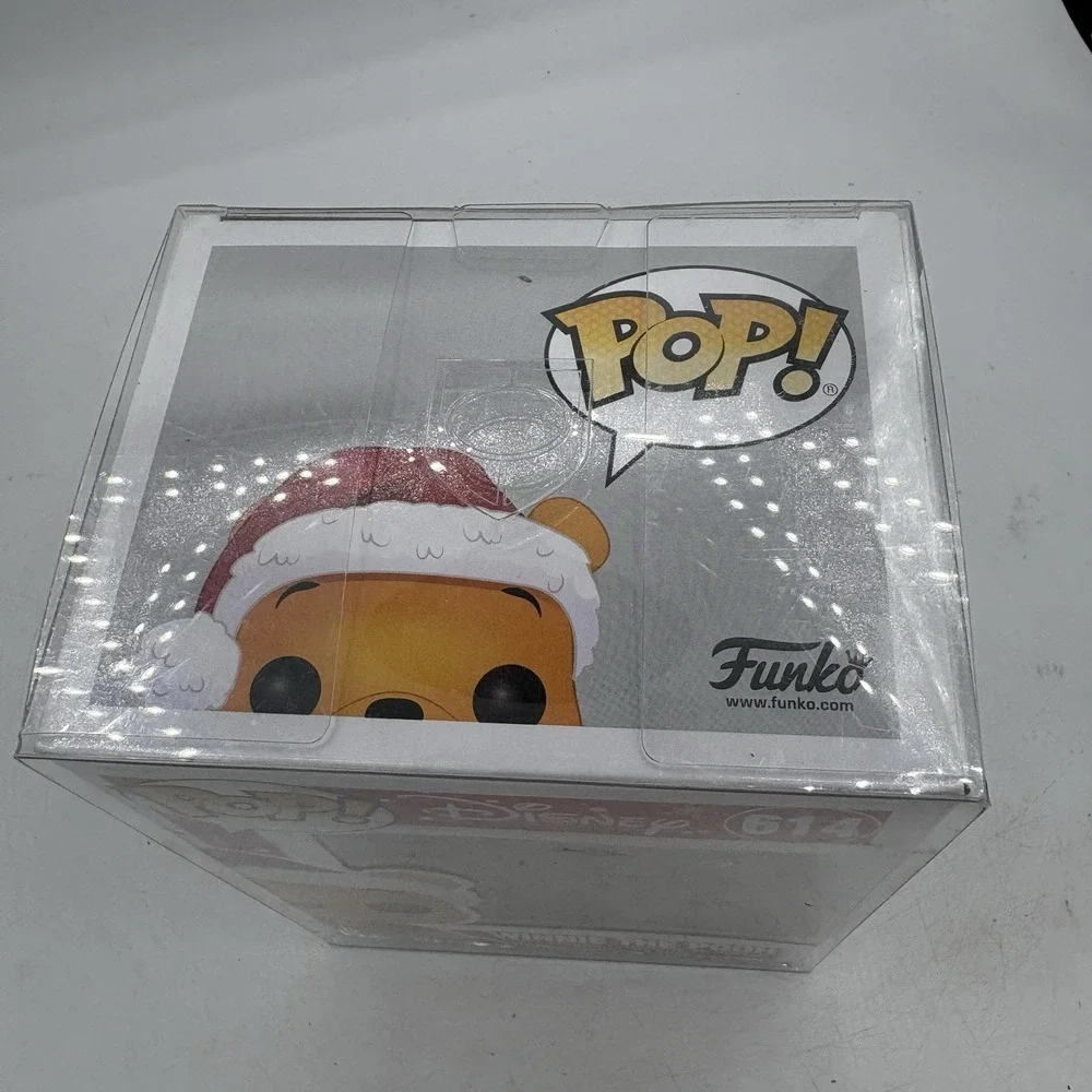 Funko Pop! Vinyl Figure Disney Winnie the Pooh Santa‎ Hat 614 w Protector